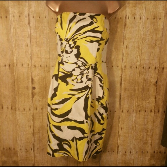 Express Dresses & Skirts - Yellow and black floral strapless dress